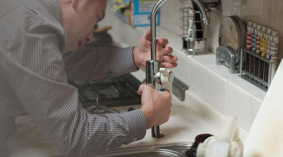 Expert burst pipe repair services in Coal Valley, IL
